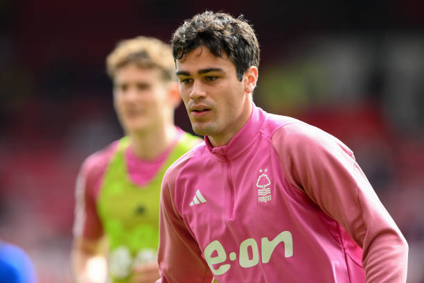 而米兰显然 而米兰显然