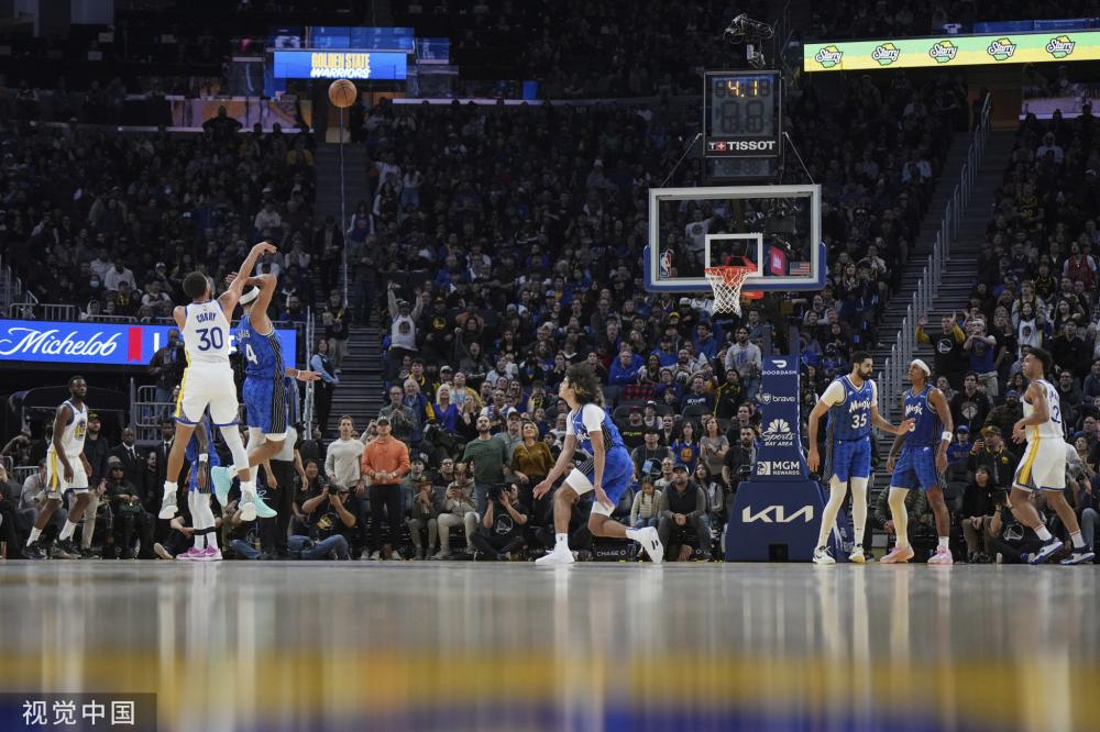 穿紫金战袍 穿紫金战袍