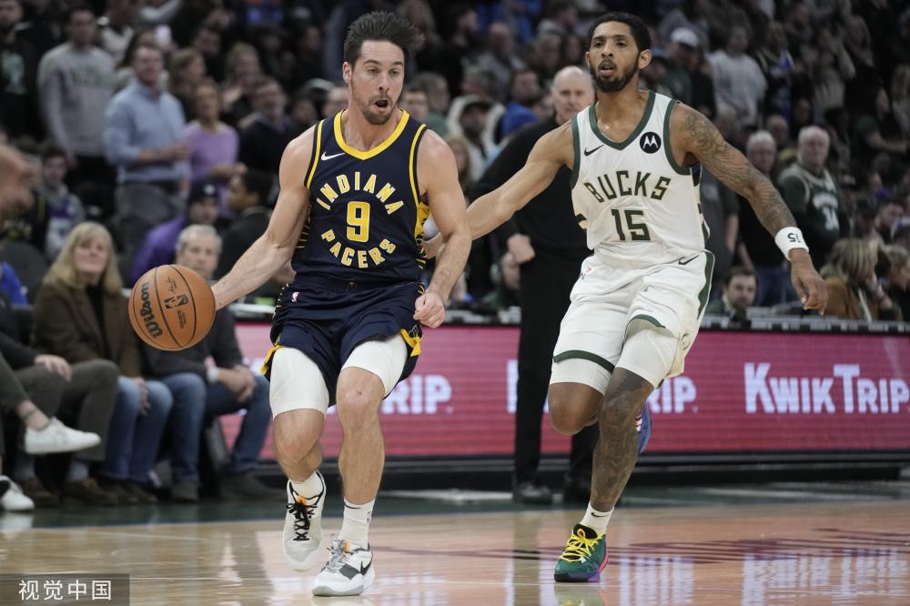 在羽毛球这 在羽毛球这