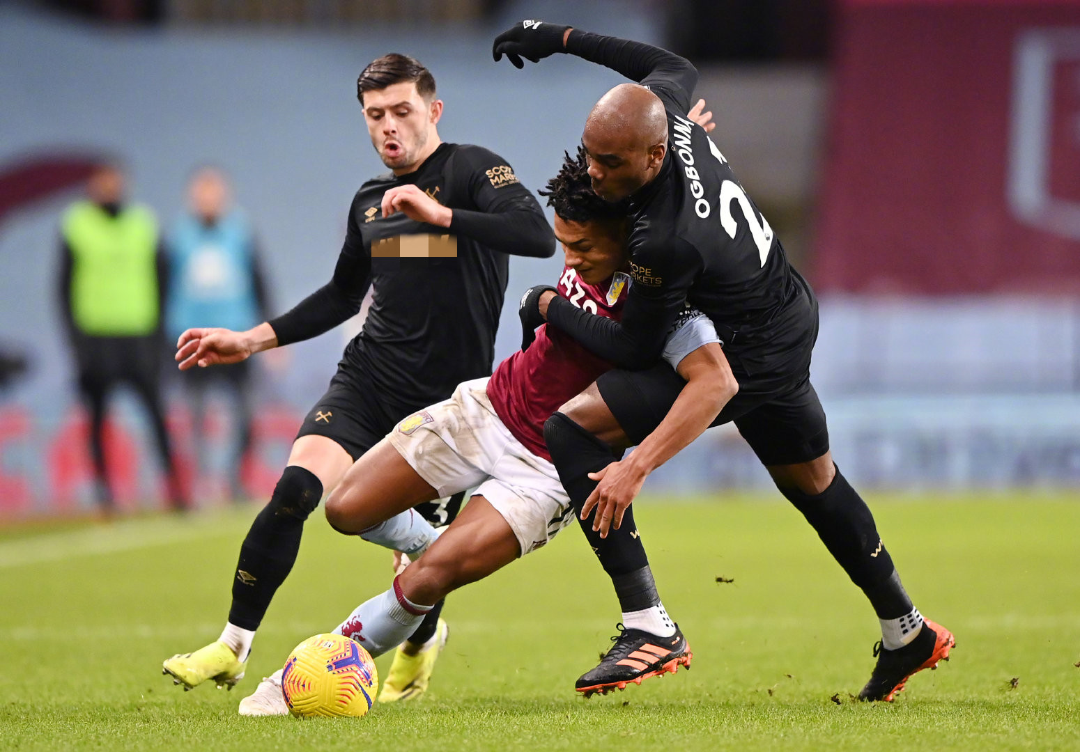 社交媒体上 社交媒体上